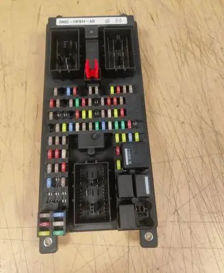 Land Rover Range Rover Sport L494 Fuse module DK6214F041AD
