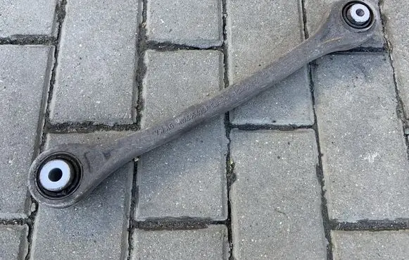 Audi Q7 4M Rear control arm 4M0505425F