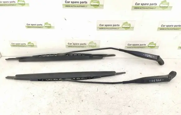 Mercedes-Benz A W168 Front wiper blade arm 1688201144 A1688201144