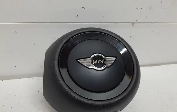 Steering wheel airbag