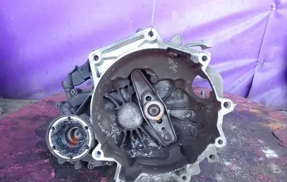 Skoda Fabia Mk2 (5J) Manual 5 speed gearbox JHP