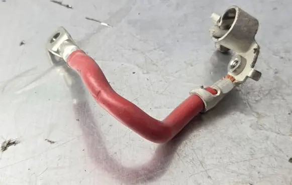 Opel Astra K Positive cable (battery) 