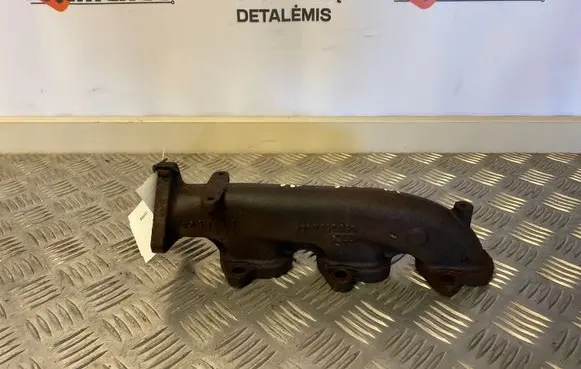 Volkswagen Touareg I Exhaust manifold 059253034P