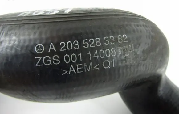 Mercedes-Benz CLC CL203 Intercooler hose/pipe A2035283382
