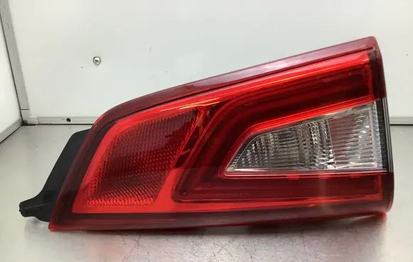 Nissan Qashqai Tailgate rear/tail lights 265554EA5A 26555E