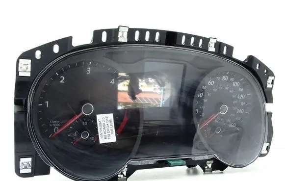 Volkswagen PASSAT B8 Speedometer (instrument cluster) 3G0920951C