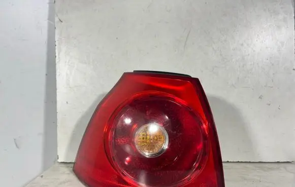Volkswagen Golf V Rear/tail lights 1K6945095