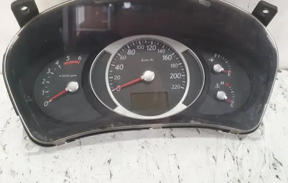 Hyundai Tucson JM Speedometer (instrument cluster) 94013E401 1100068210H