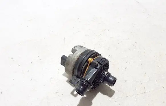 Mercedes-Benz GLE W167 Electric auxiliary coolant/water pump A0005005600