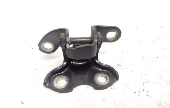 Lexus CT 200H Rear door upper hinge