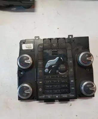 Volvo V70 Climate control unit 31398587 14W19E03 M4194201084