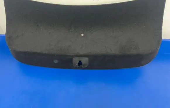 Tesla Model S Other trunk/boot trim element P156477000B 150470300C