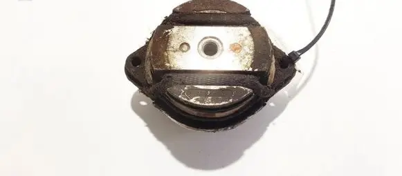 Audi A6 S6 C5 4B Engine mount bracket 4b0399151m