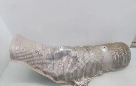 Toyota Auris 150 Exhaust heat shield
