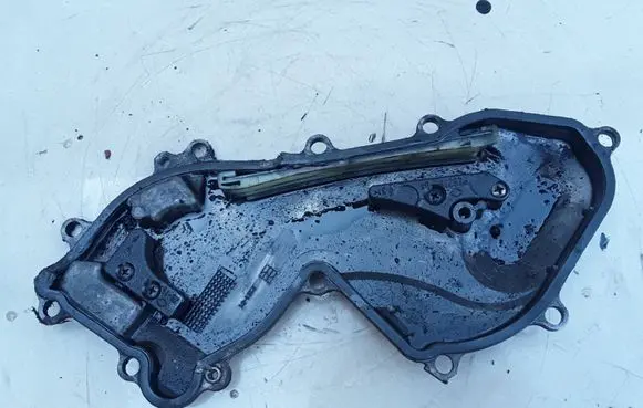 Nissan Primera Timing chain cover 215101