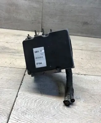 Mercedes-Benz E W212 ABS Pump A2124313512