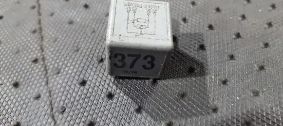 Audi A4 S4 B7 8E 8H Other relay 8D0951253A V23134-B52-X301
