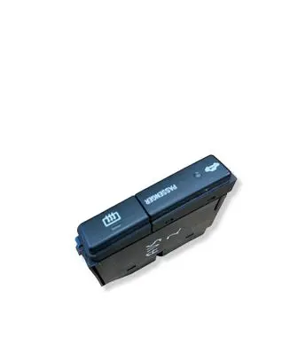 Toyota Avensis T250 Windscreen/window heater switch 8479005110 08W23E MS232300175