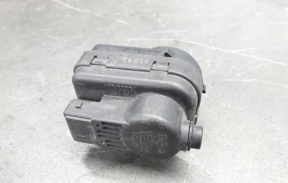 Peugeot 106 Headlight level adjustment motor 