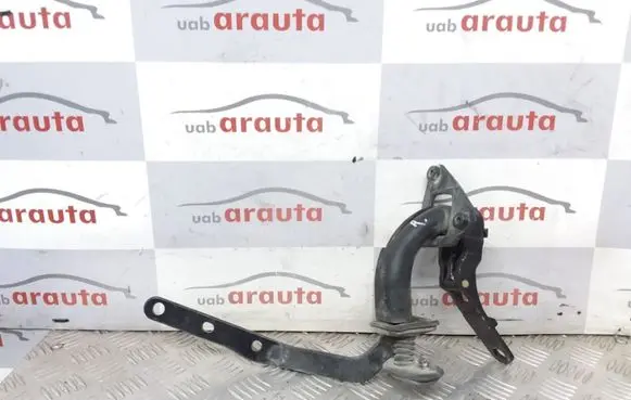 Volvo V70 Tailgate/trunk/boot hinge 8643158