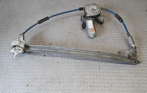 Peugeot 406 Front door window regulator with motor 9615036880