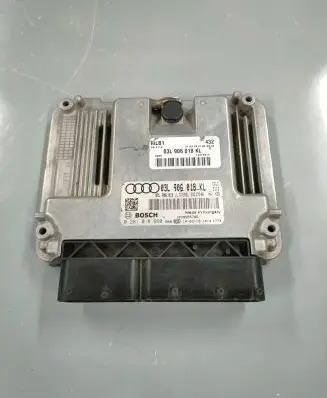 Audi A4 S4 B8 8K Engine control unit/module 03L906018KL 03L906018JL 0281018660