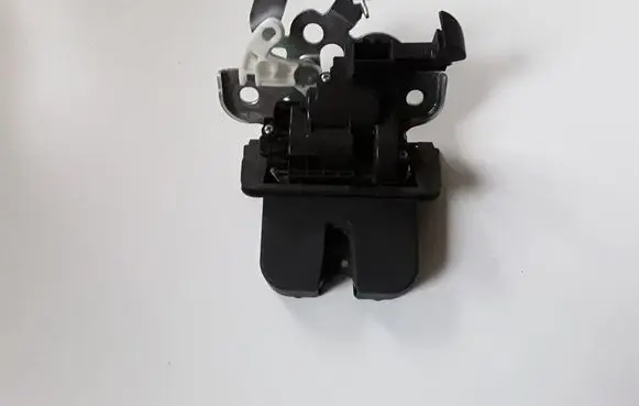 Seat Leon (5F) Loading door lock 5E0827505A