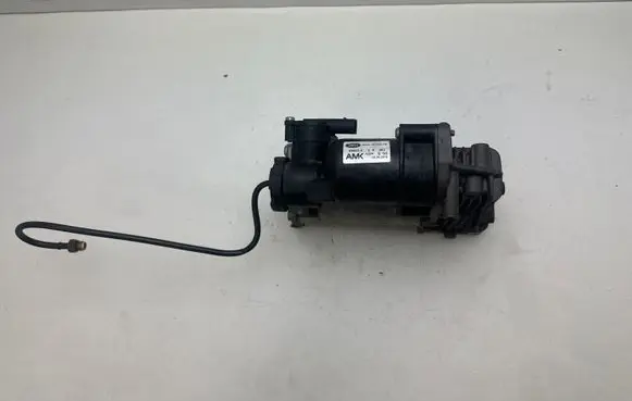 Land Rover Discovery 4 - LR4 Air suspension compressor/pump BH3219G525DE