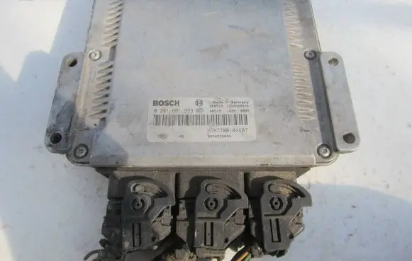 Renault Espace III Engine control unit/module 7700104407 0281001999 8200239684