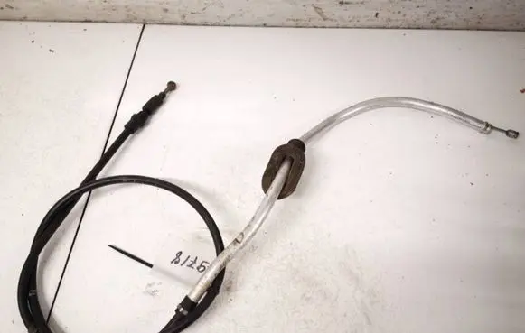 Handbrake/parking brake wiring cable