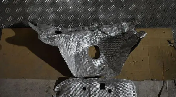 Porsche Macan (95B) Exhaust heat shield 95B71307755595