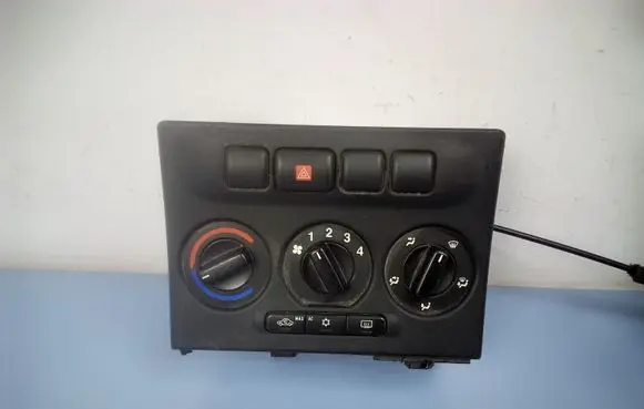 Opel Zafira A Climate control unit 90589777 56341 176847