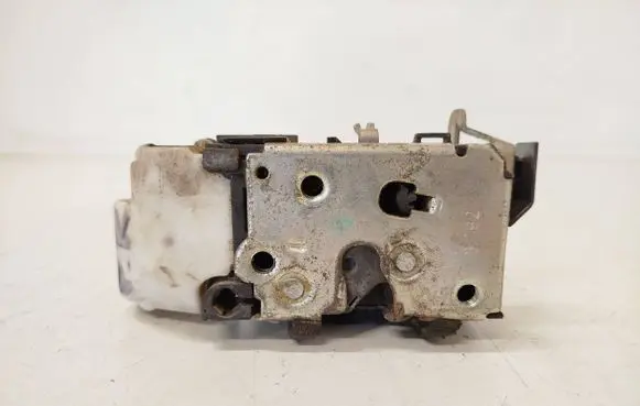 Fiat Doblo Front door lock