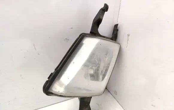 Peugeot 407 Front fog light 9641945680