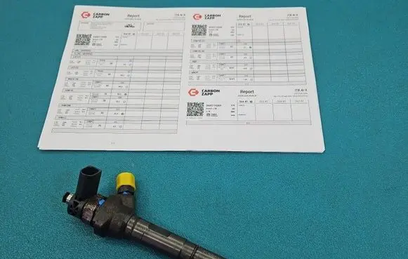 Volkswagen PASSAT B7 Fuel injector 0445110369 IMPRK1588095