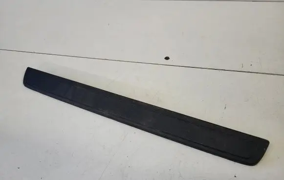 Toyota Verso Front sill trim cover 679110F010