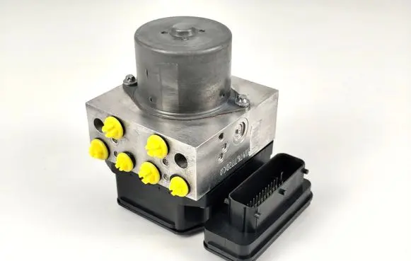 Lancia Delta ABS Pump 51867516 16882709 16882809K