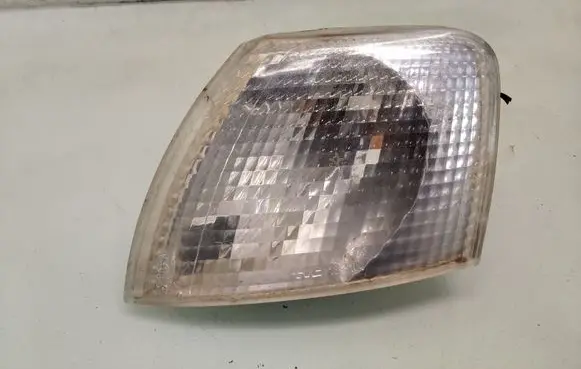 Front indicator light