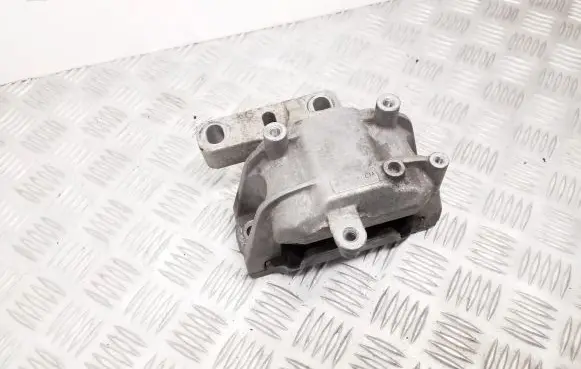 Audi TT TTS Mk2 Engine mount bracket 1K0199262CM