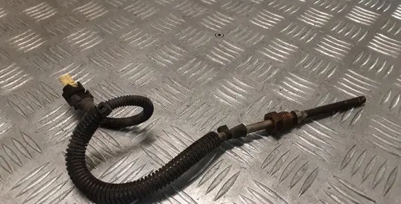 Mercedes-Benz ML W164 Exhaust gas temperature sensor A0081533528