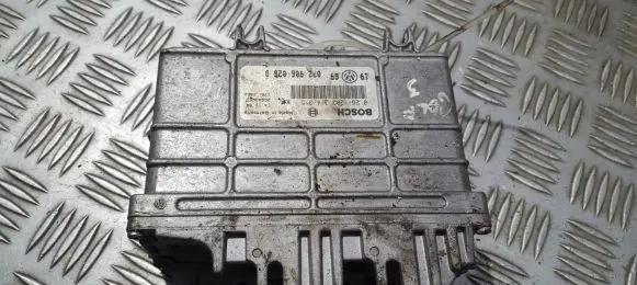 Volkswagen Golf III Engine control unit/module 032906026D 0261203314
