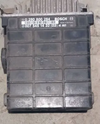 Mercedes-Benz E W124 Engine control unit/module 0075451432 0280800284