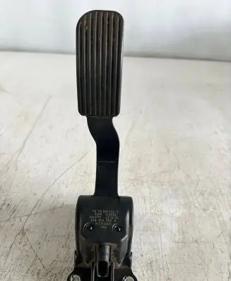 Volkswagen Crafter Accelerator throttle pedal A9063000404 0280755023