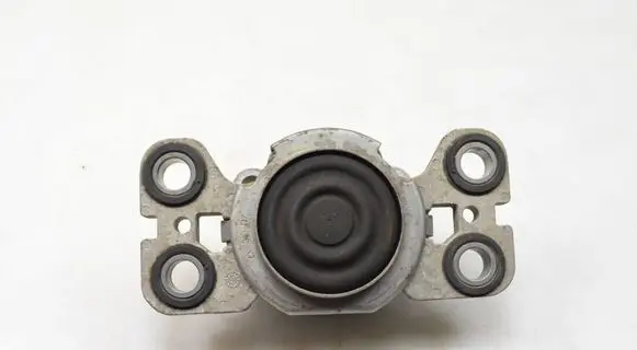 Land Rover Discovery Sport Engine mount bracket J327M121AD