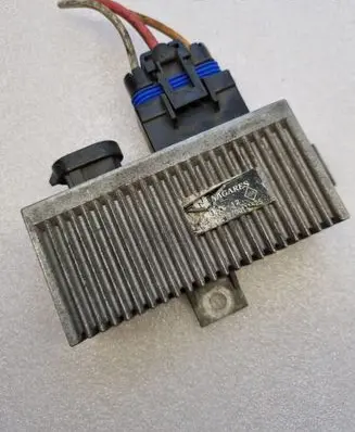 Renault Scenic I Glow plug pre-heat relay 7700111525