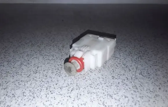 Clutch pedal sensor