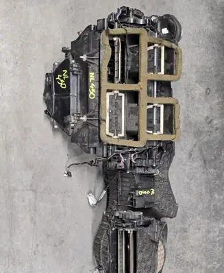 BMW 1 F20 F21 Interior heater climate box assembly T1012755Q