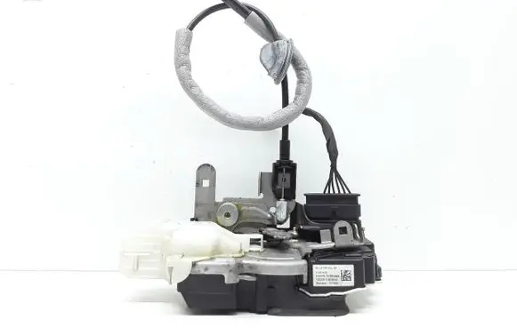 Volvo V40 Front door lock 31301425