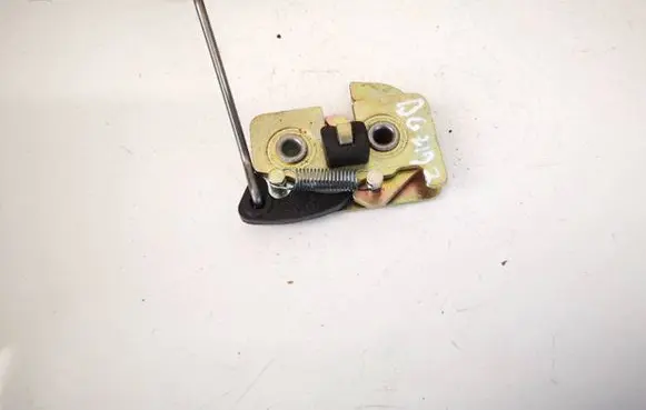 Toyota Yaris Verso Seat back rest lock catch 