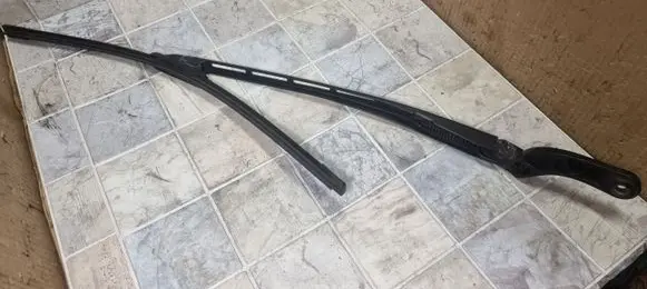 Audi A6 S6 C5 4B Windshield/front glass wiper blade 4B1955407D